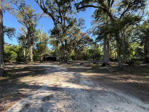 200 Ne 197th Ave, OLD TOWN, FL, 32680-7651 | Card Image