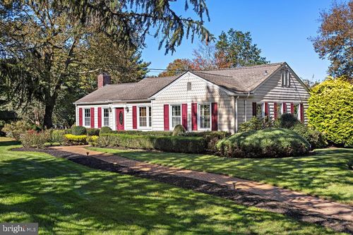 24 Willow Lake Dr, Colts Neck, NJ, 07722-1651 | Card Image