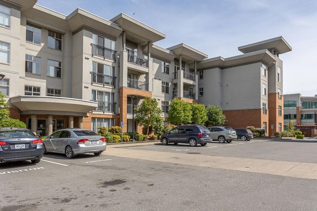 115 - 33546 Holland Avenue, Condo with 1 bedrooms, 1 bathrooms and 1 parking in Abbotsford BC | Image 2