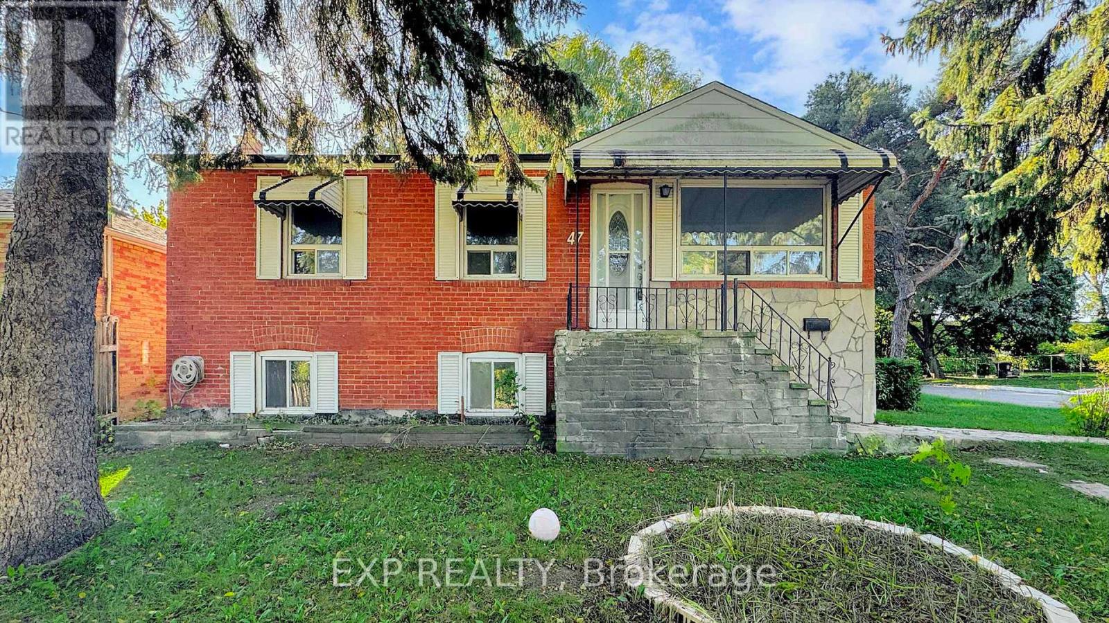 Residential in Toronto (Eglinton East)