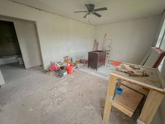 2121 Western Ave, House other with 2 bedrooms, 1 bathrooms and null parking in West Orange TX | Image 5