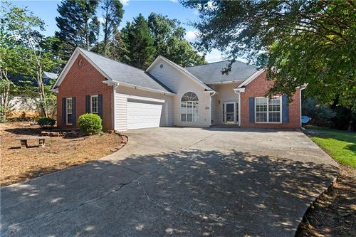 965 Dogwood Park Dr, Lawrenceville, GA, 30046-9335 | Card Image
