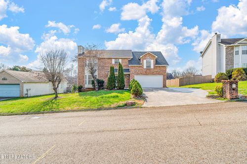 522 Bushwood Dr, Knoxville, TN, 37918-8953 | Card Image