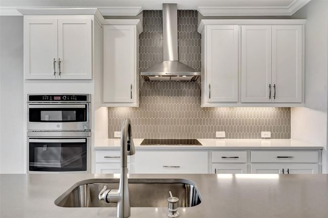 5825 Millennium Silver Ct, House other with 4 bedrooms, 7 bathrooms and null parking in Sarasota FL | Image 14