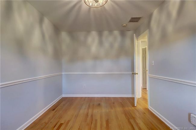 114 Meadow View Ter, House other with 3 bedrooms, 3 bathrooms and null parking in New Haven CT | Image 13