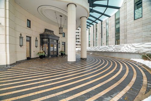 1a-1 St Thomas St, Toronto, ON, M5S3M5 | Card Image