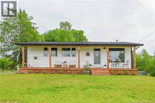 3180 Rue Alcide, Tracadie-Sheila, NB, E1X1A5 | Card Image