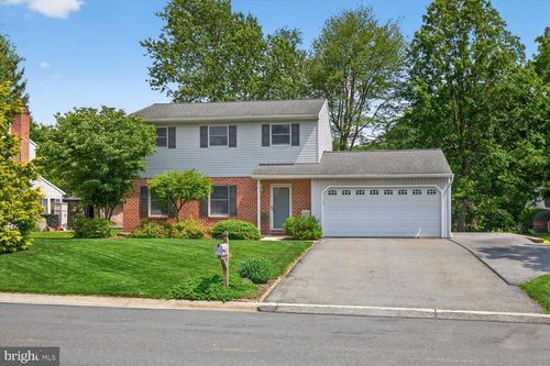 33 Cardinal Dr, STEVENS, PA, 17578-9717 | Card Image