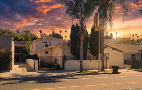 1458 Silver Lake Boulevard, Los Angeles, CA, 90026 | Card Image