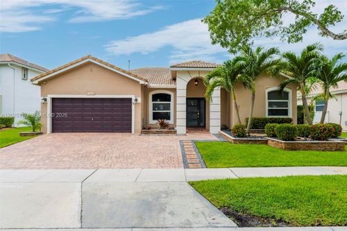 13404 Nw 13th St, Pembroke Pines, FL, 33028-2718 | Card Image