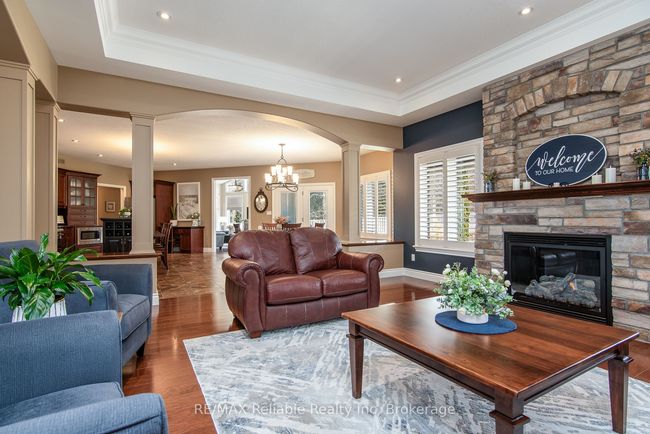 24 Carriage Lane, House other with 3 bedrooms, 3 bathrooms and 6 parking in Bayfield ON | Image 12