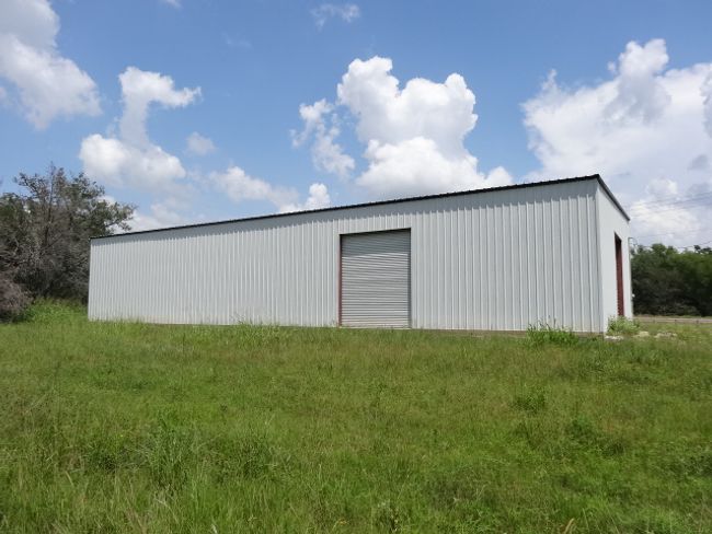 View of pole building | Image 15