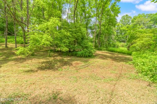 1 N Slope Ln, Clinton, TN, 37716 | Card Image