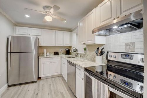apt-109-5340 Las Verdes Cir, Delray Beach, FL, 33484-9135 | Card Image