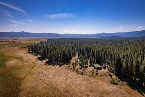 1015 Mountain Quail Rd, Calpine, CA, 96124 | Card Image
