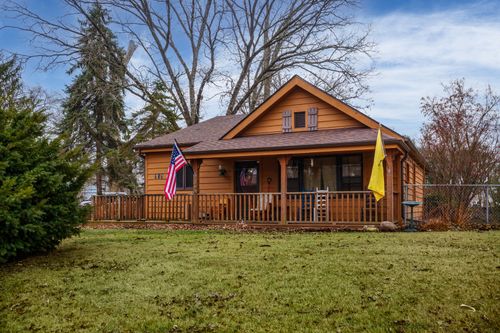 111 Ferndale Dr, Round Lake Beach, IL, 60073-2617 | Card Image