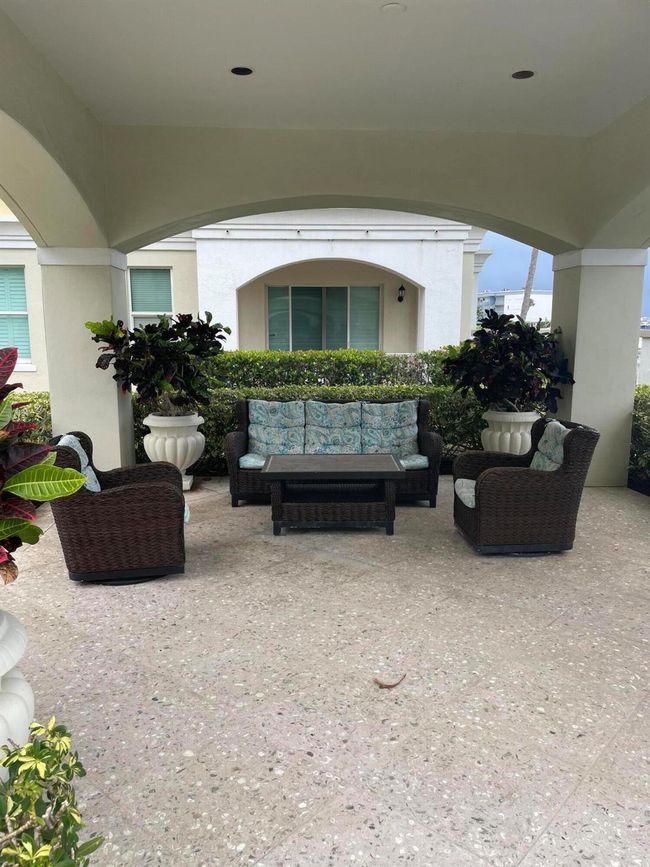 APT-623 - 806 E Windward Way, Condo with 2 bedrooms, 2 bathrooms and null parking in Lantana FL | Image 18