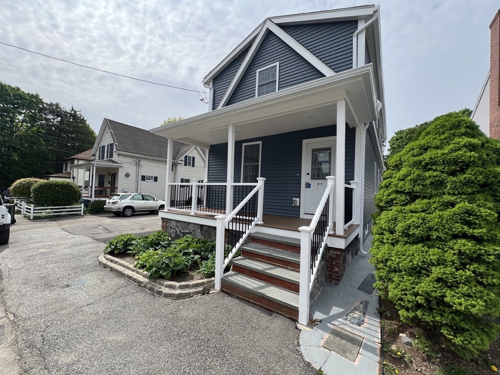 Bingham Ave, Dedham, MA 02026