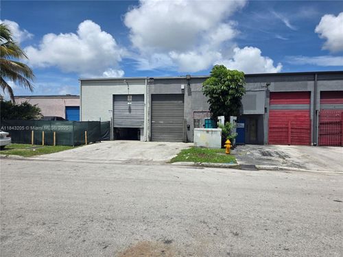 6909-6909 Nw 50th St, Miami, FL, 33166-5633 | Card Image