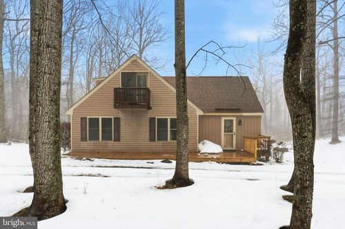 453 Lost Valley Rd, MADISON, VA, 22727-3398 | Card Image