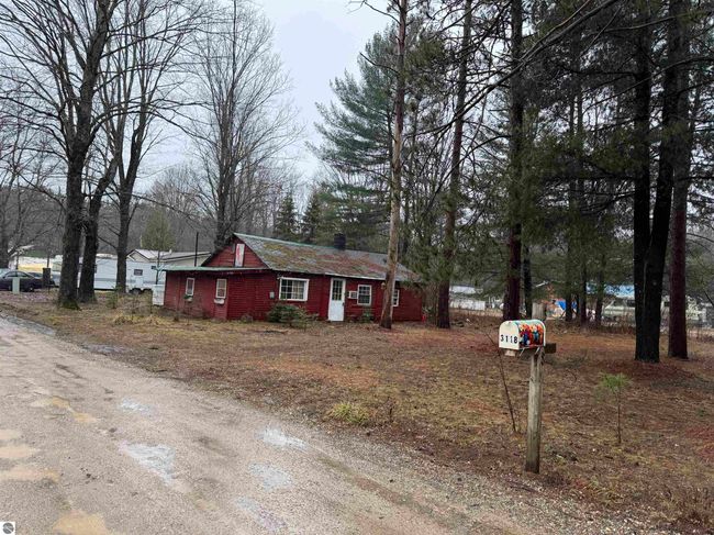 3105 N 3 1/4 Rd, Home with 0 bedrooms, 0 bathrooms and null parking in Mesick MI | Image 5