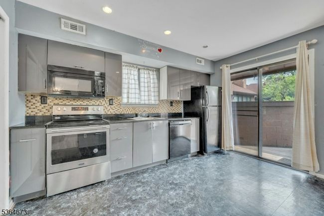 UNIT-3A - 118 Bluebird Dr, Townhouse with 2 bedrooms, 2 bathrooms and null parking in Hillsborough NJ | Image 12