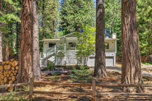 6175 Salmon Way, Pollock Pines, CA, 95726-9411 | Card Image