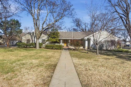 14 E English Ave, Eastborough, KS, 67207-1006 | Card Image