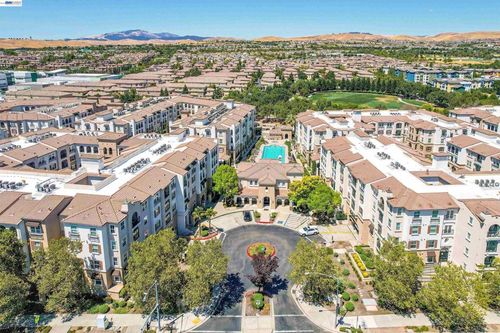 428-3360 Maguire Way, Dublin, CA, 94568-8521 | Card Image