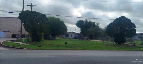 508 N Cesar Chavez Rd, Alamo, TX, 78516-4024 | Card Image