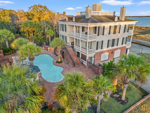 101 Greenwich Dr, Georgetown, SC, 29440-3737 | Card Image