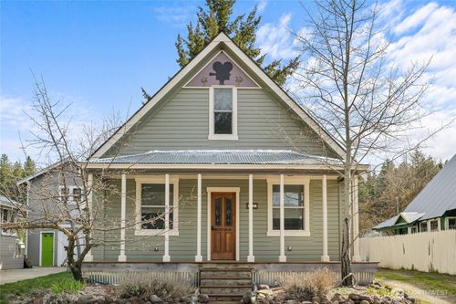 132 4th St, Roslyn, WA, 98941-5859 | Card Image