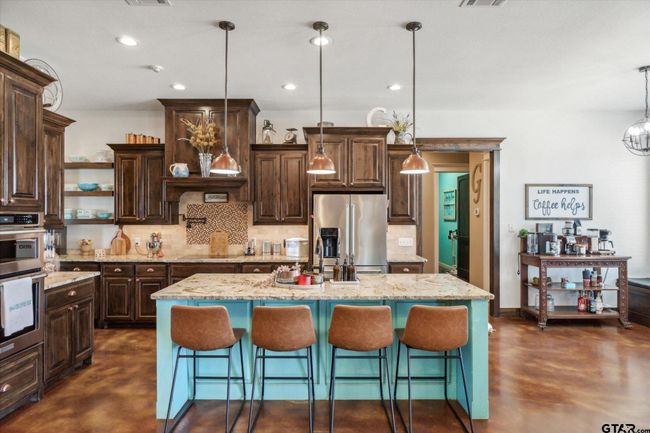 4152 Van Zandt County Road 4301, Home with 3 bedrooms, 3 bathrooms and null parking in Ben Wheeler TX | Image 19