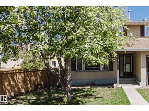10946 Beaumaris Rd Nw, Edmonton, AB, T5X1Z6 | Card Image
