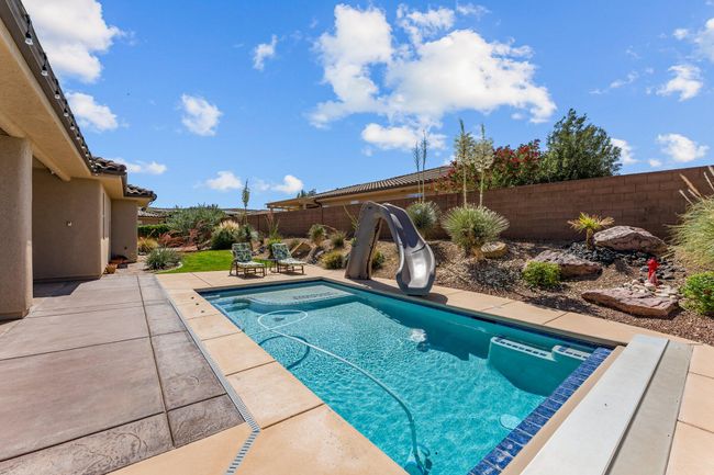 Pristine Play Pool | Image 32