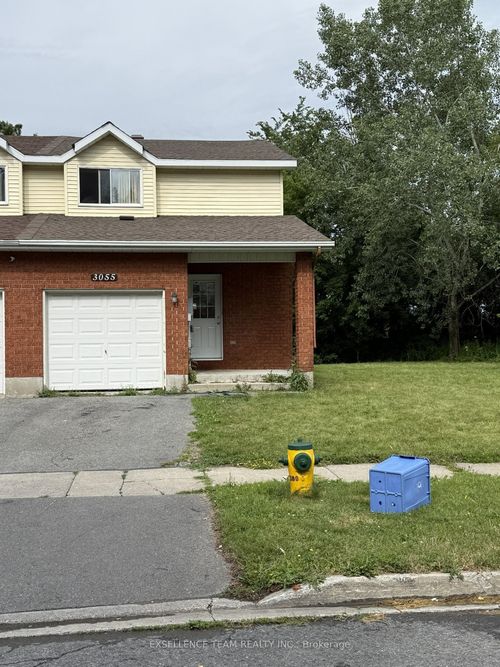 3055 Northdale Dr, Cornwall, ON, K6K1K2 | Card Image