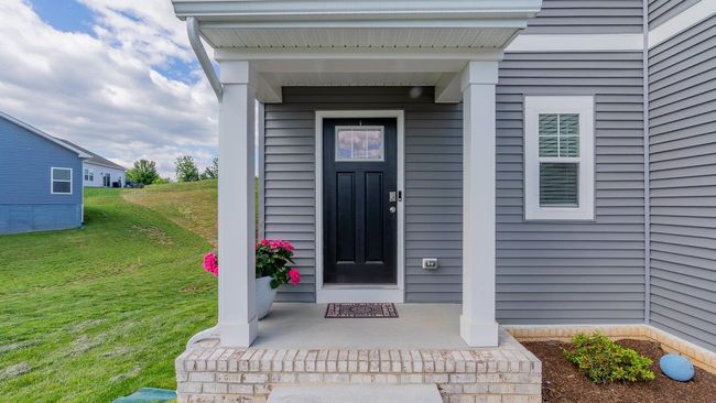 306 Coyote Run, House other with 4 bedrooms, 3 bathrooms and null parking in BROADWAY VA | Image 4