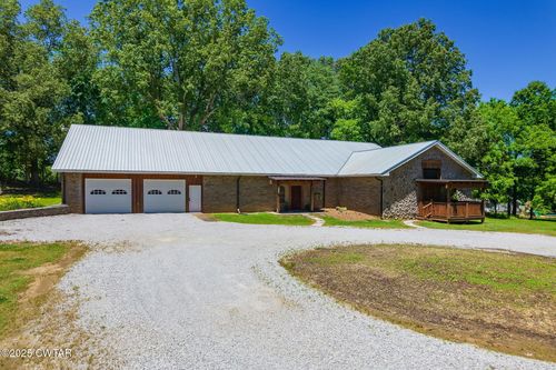 110 Western Ave, Bradford, TN, 38316-8717 | Card Image
