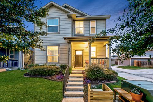 2026 Arborside Dr, Austin, TX, 78754-5504 | Card Image
