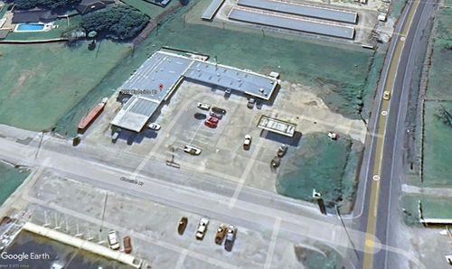 933 Clubside Dr, East Bernard, TX, 77435-8759 | Card Image