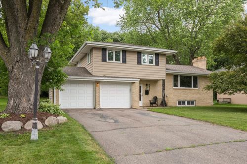 1616 Texas Ave S, Saint Louis Park, MN, 55426-1918 | Card Image
