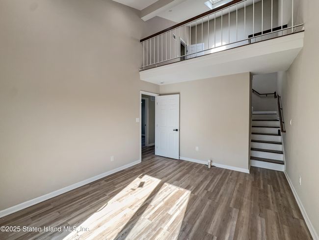 81 Selvin Loop | Image 17