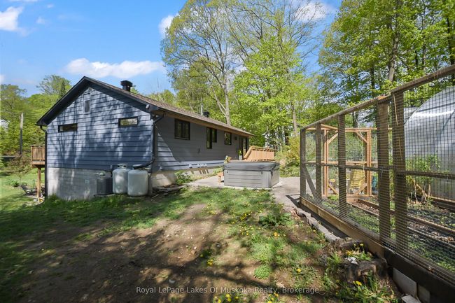 30 Todholm Dr, House other with 4 bedrooms, 3 bathrooms and 10 parking in Port Carling ON | Image 37
