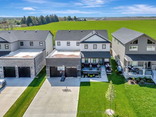 11 Totten St, Zorra, ON, N0J1J0 | Card Image