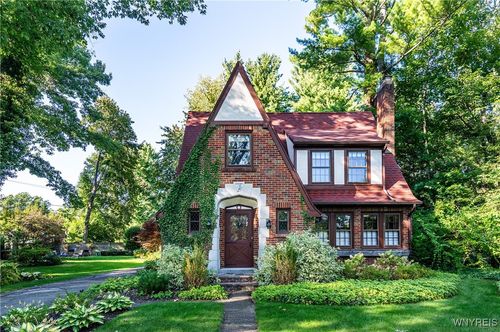 3776 Windover Dr, Hamburg, NY, 14075-6322 | Card Image