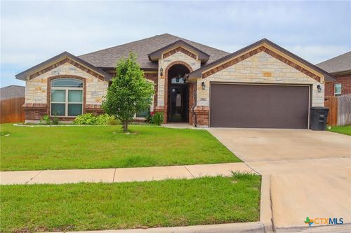 8107 Preston Hollow Dr, Killeen, TX, 76542-6726 | Card Image