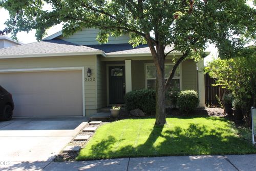 2422 Granite Ct, White City, OR, 97503-1586 | Card Image