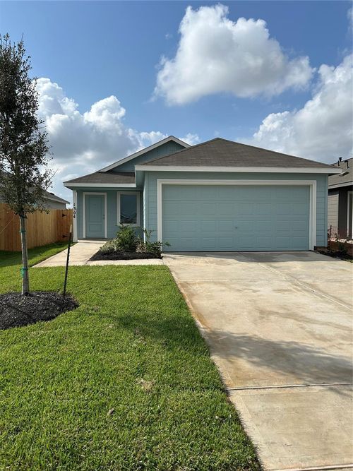 1304 Charlotte Way, Wharton, TX, 77488-5331 | Card Image