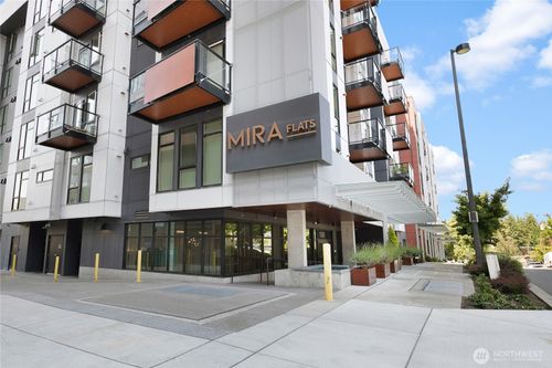 apt-203-1085 103rd Ave Ne, Bellevue, WA, 98004-4064 | Card Image