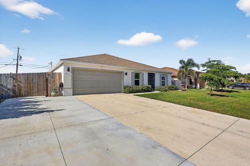 543 Sw Kabot Ave, Port St. Lucie, FL, 34953-3054 | Card Image